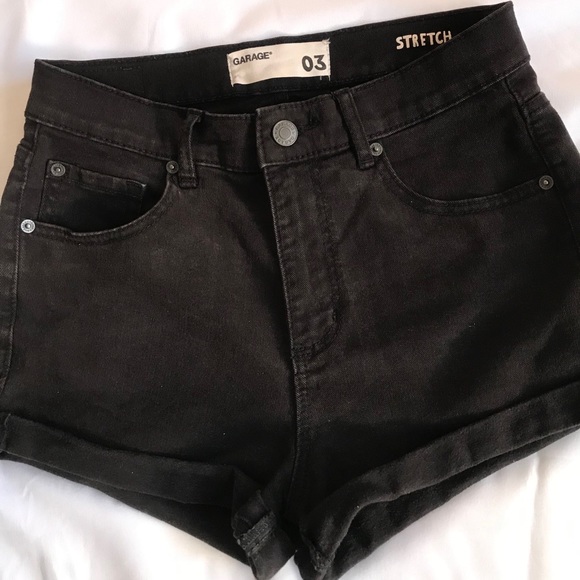 GARAGE Retro High Waist Short 🖤 - Picture 2 of 6